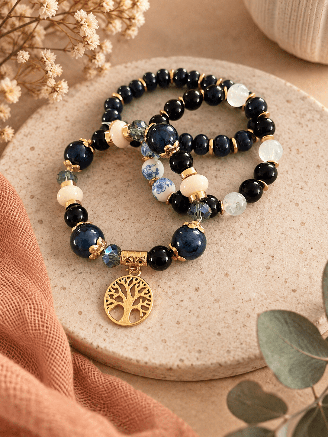 Contenu du kit créatif Éclat de Minuit pour fabriquer trois bracelets
