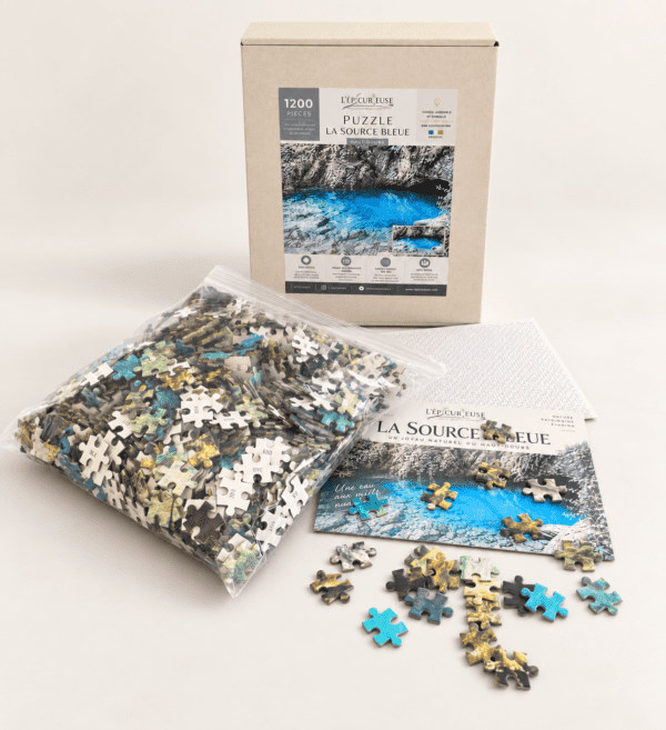 Puzzle La Source Bleue 1200 pièces avec boîte, pièces et fiche découverte du Haut-Doubs