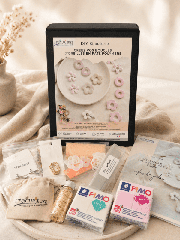 Contenu kit bijoux FIMO pâte polymère avec accessoires